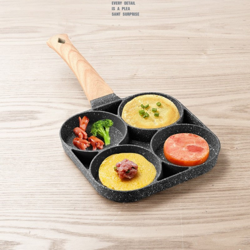 Poêle à frire pour petit-déjeuner antiadhésive à 4 trous QuadChef™