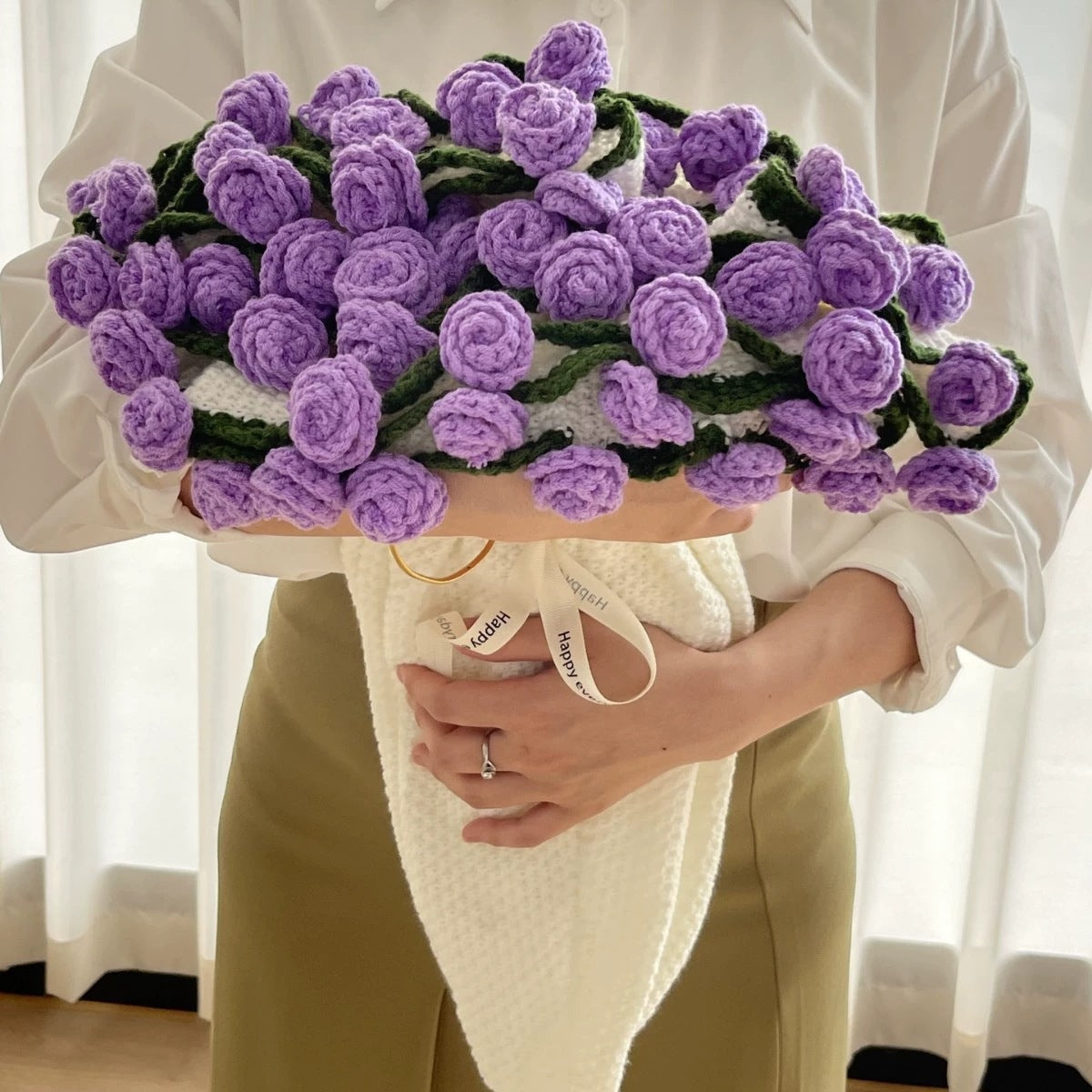 Roselynn™ Handmade Rose Bouquet Blanket