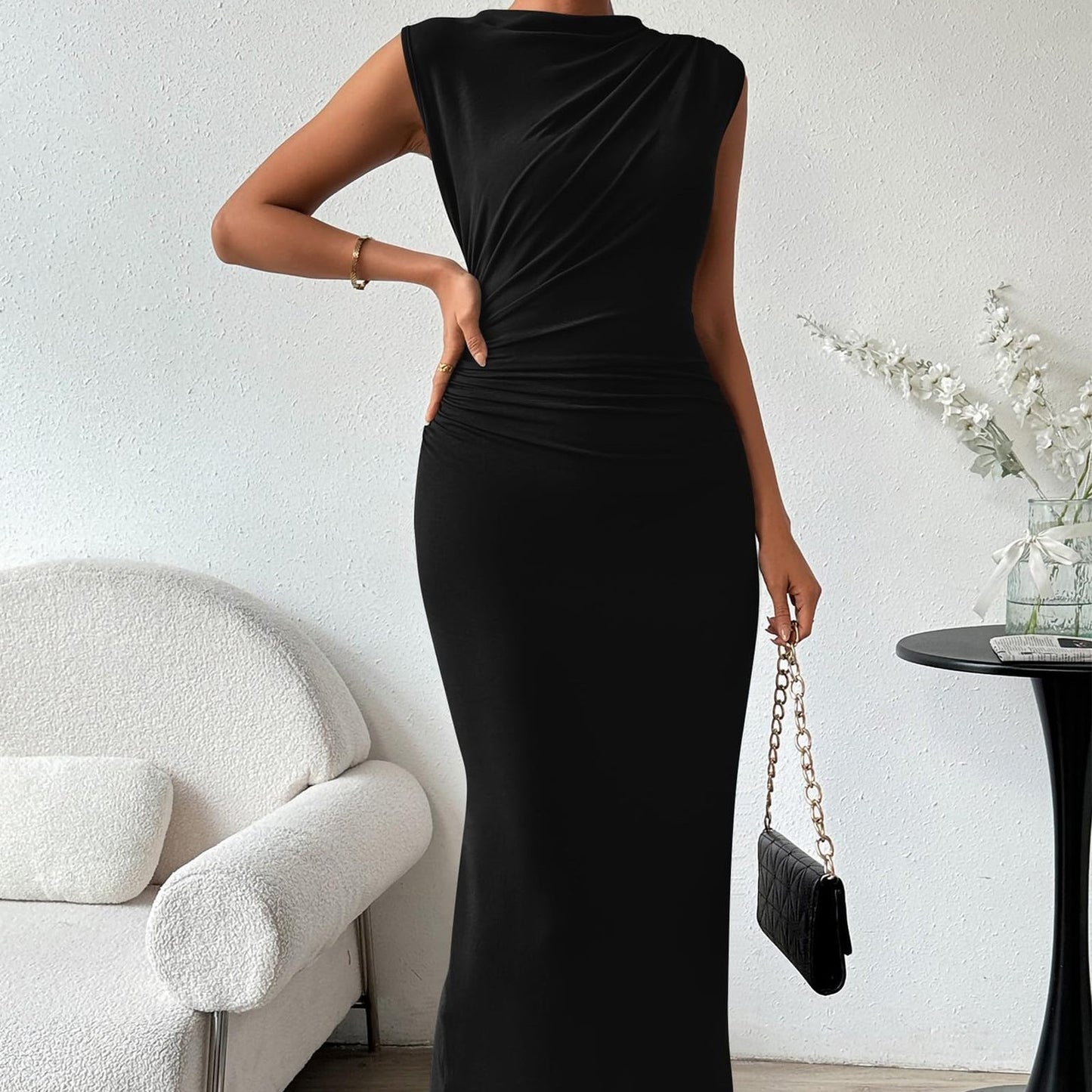 Sleeveless Round Neck Backless Hem Dress