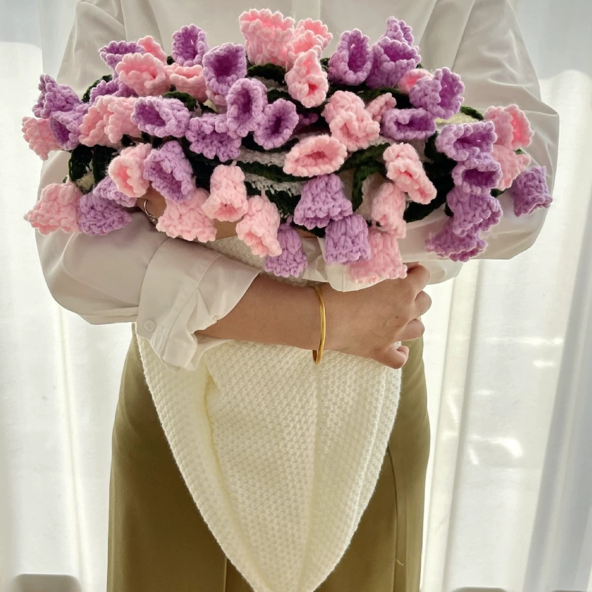 Roselynn™ Handmade Rose Bouquet Blanket