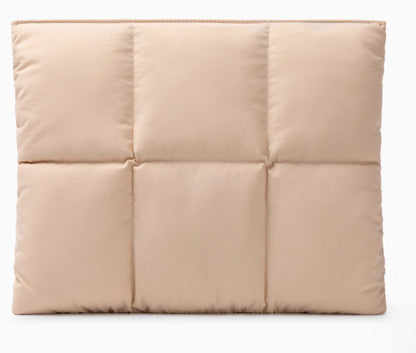 CloudGuard™ Magnetic Laptop Sleeve