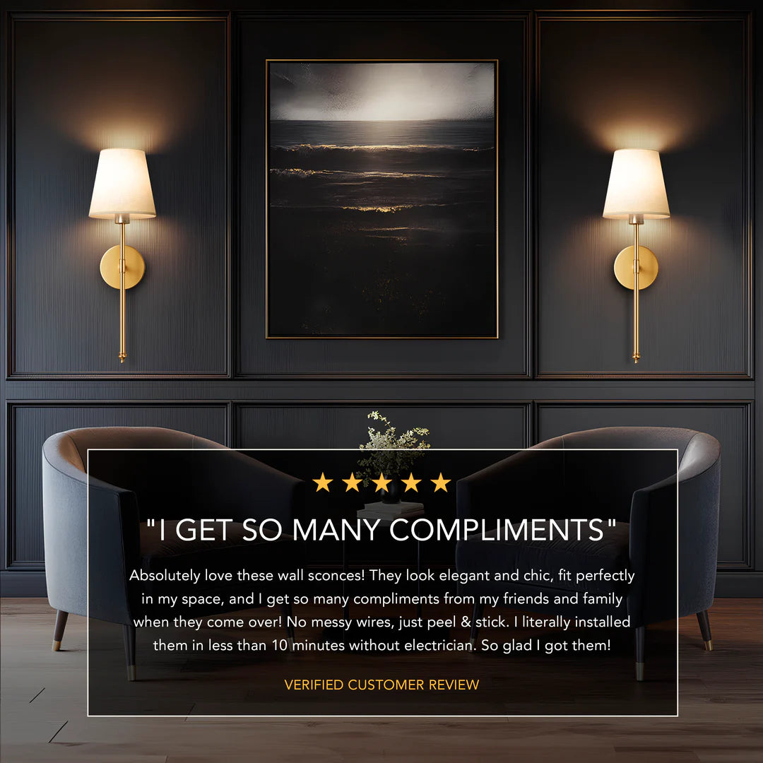 Nationale stoffen LED-wandlamp met koperen kap