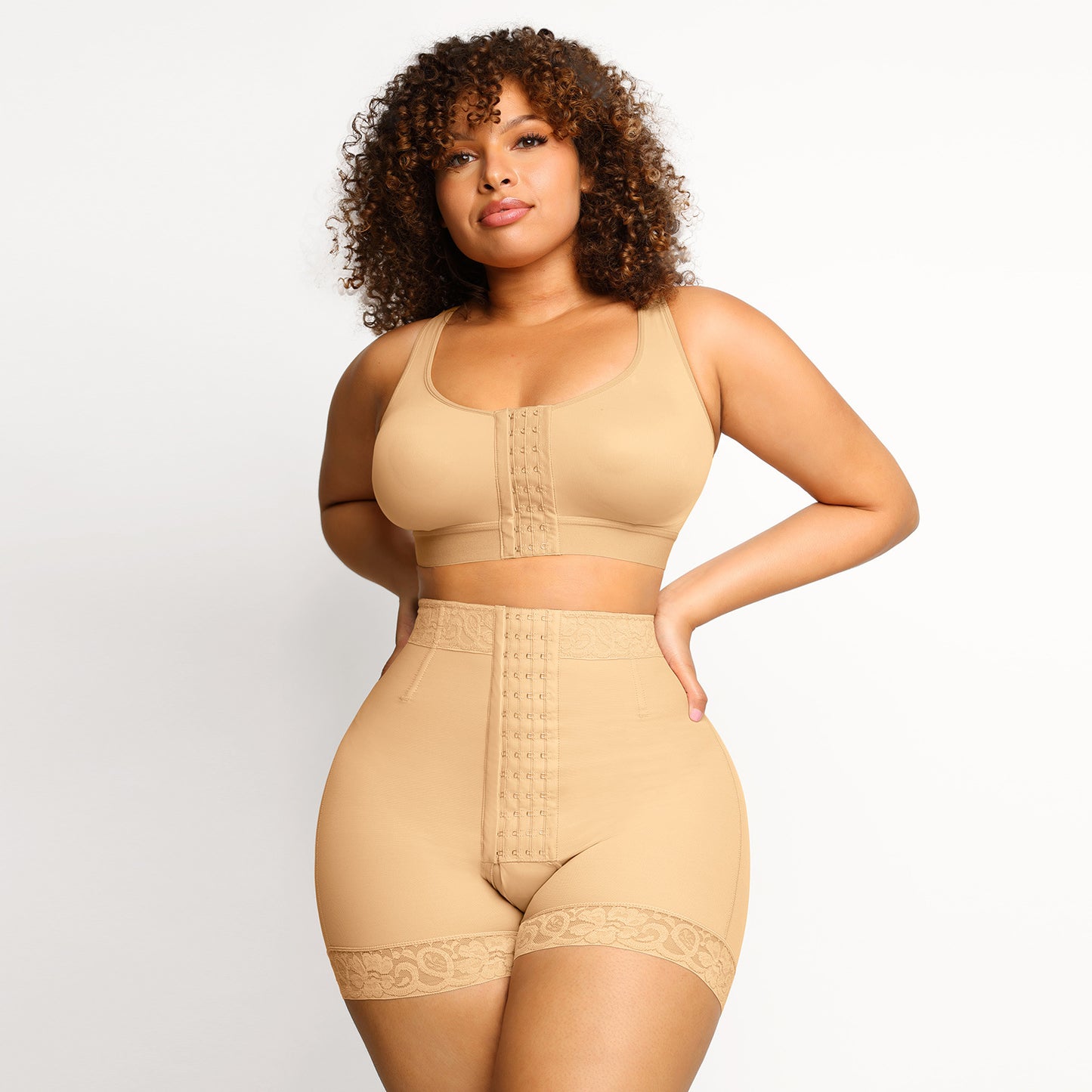 Sous-vêtements gainants à taille haute à 3 boutons
